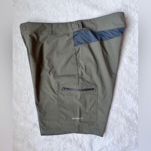 Merrell Green Cargo Shorts Outdoor-Ready Design Women Size 14